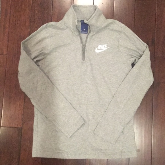 Nike Other - Boys Nike sz XL Gray 1/4 Zip Nike Other - Boys Nike sz XL Gray 1/4 Zip